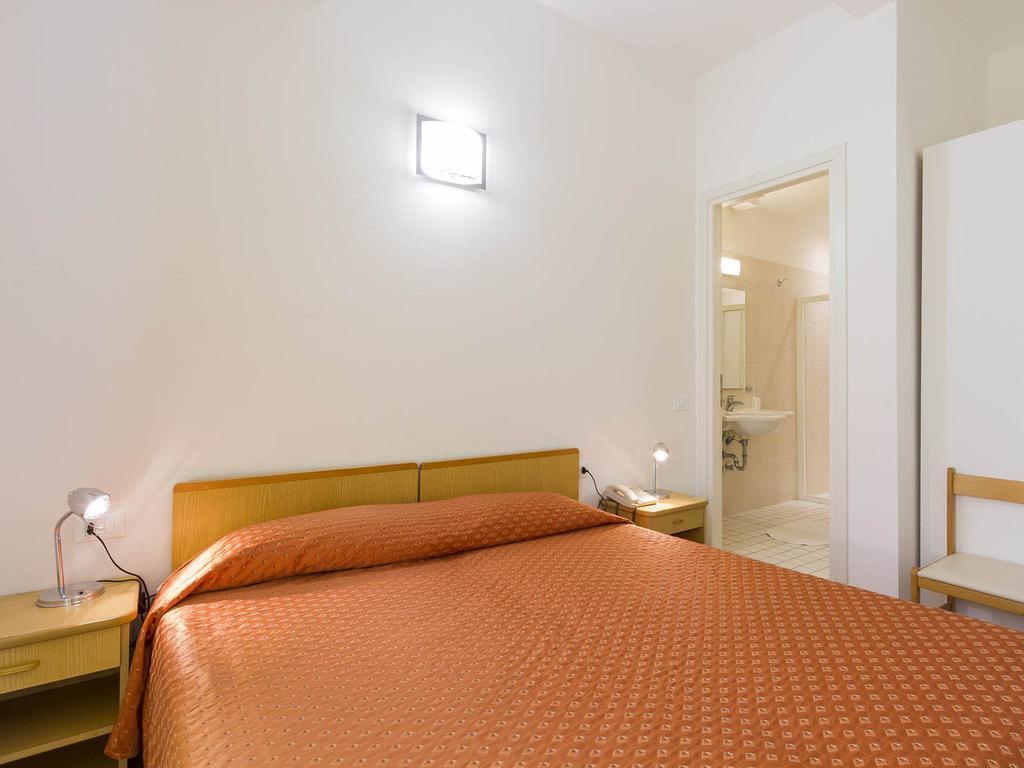 Hotel Meris Milano Marittima Habitación foto